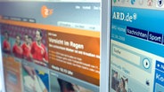 Die Websites von ARD.de und ZDF.de. © picture-alliance/dpa Foto: Lukas Barth