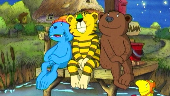 Zeichentrickfigur Antje betrachtet mit ihren Freunden kleiner Tiger und kleiner Bär den Sternenhimmel © NDR/Papa Löžwe Filmproduktion 