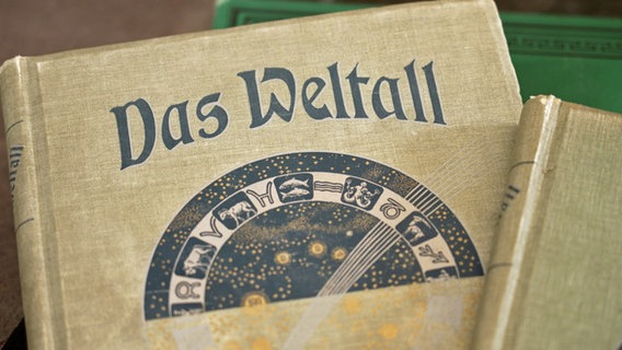 Historische Ausgabe der Zeitschrift "Das Weltall", herrausgegeben vom Astronomen Friedrich Simon Archenhold. Historische Ausgabe der Zeitschrift "Das Weltall", herrausgegeben vom Astronomen Friedrich Simon Archenhold. © NDR