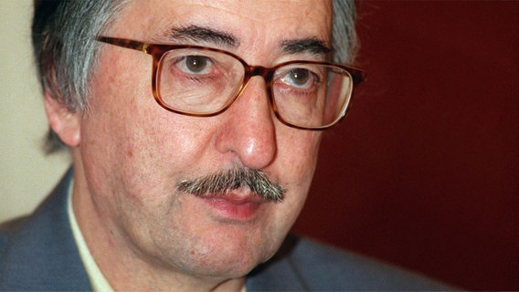 Der ehemalige iranische Staatspräsident Abolhassan Bani-Sadr. © picture-alliance / dpa 