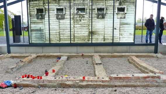 Reste des Arrestbunkers auf dem Gelände der Gedenkstätte in Neuengamme © NDR Foto: Irene Altenmüller