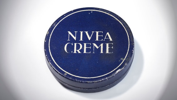 Eine Dose Nivea-Creme von 1925. © Beiersdorf AG 