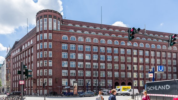 Blick auf das Gebäude der Finanzbehörde Hamburg am Gänsemarkt. Aufnahme von 2020. © picture alliance / Markus Scholz Foto: Markus Scholz