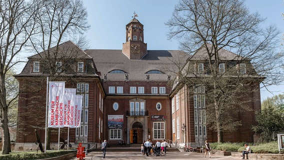 Blick auf Gebäude und Eingang des Museums für Hamburgische Geschichte, Aufnahme von 2018 © picture alliance / Markus Scholz/dpa Foto: Markus Scholz