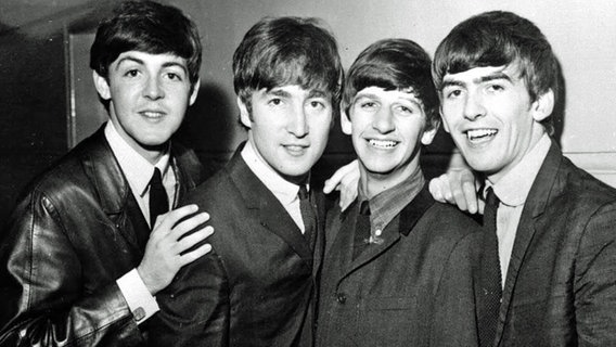 Die Beatles Paul McCartney, John Lennon, Ringo Starr und George Harrison (v.l.n.r.) 1963. © picture alliance / empics 