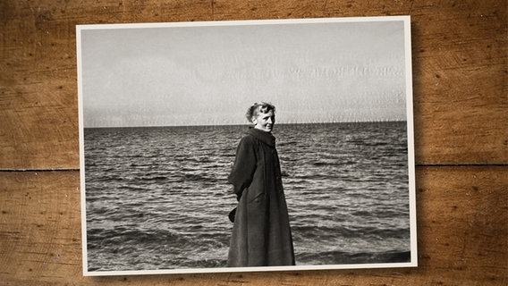 Hermine Trimde, geborene Vainauska, als junge Frau am Meer. © Privat 