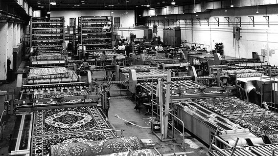 Produktionshalle des Teppichwerkes in Malchow. Undatierte Aufnahme. © Inselstadt Malchow / Klaus Steindorf-Sabath 
