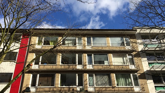 Fassade eines Wohnhaus in der Großen Bergstraße in Altona © NDR Foto: Dirk Hempel