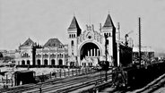 Neubau des zweiten Altonaer Bahnhofs mit Gleisanlagen um das Jahr 1896. © Altonaer Stadtarchiv 