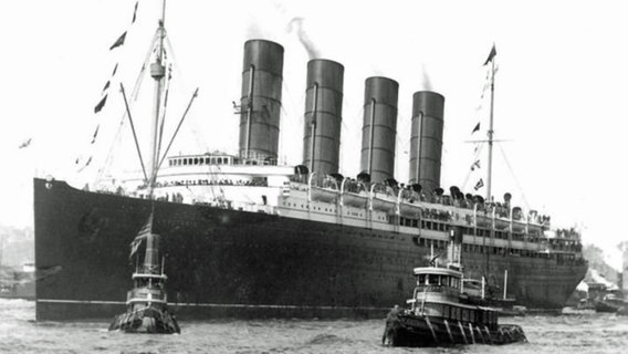 Das britisches Passagierschiff "Lusitania" 1907 in New York. Das britisches Passagierschiff "Lusitania" 1907 in New York. © International Film Service