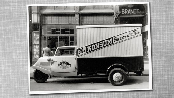 Die Kleinlaster von Tempo sind bei vielen Unternehmen als Auslieferungsfahrzeug sehr beliebt. Diese Aufnahme entsteht Anfang der 1950er-Jahre im bayerischen Coburg. © Tempo/Daimler/Museum der Arbeit, Hamburg 