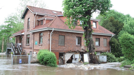 Überflutete historische Wassermühle in Oststeinbek nach dem Hochwasser 2018 © rtn radio tele nord/Peter Wuest Foto: Peter Wuest