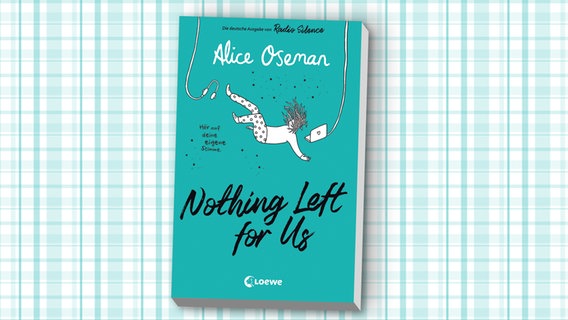 Cover des Buchs "Nothing Left for Us" von Alice Oseman © Loewe Verlag 