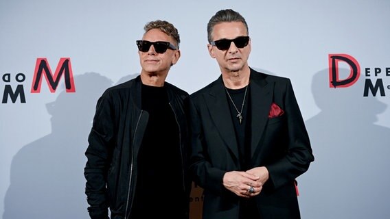 Die zwei verbleibenden Mitglieder der Band Depeche Mode © picture alliance/dpa | Britta Pedersen Foto: Britta Pedersen