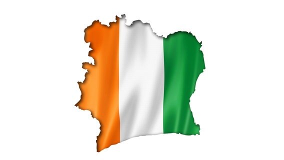 Die Flagge der Elfenbeinküste in Form der Außengrenze des Landes © imago 