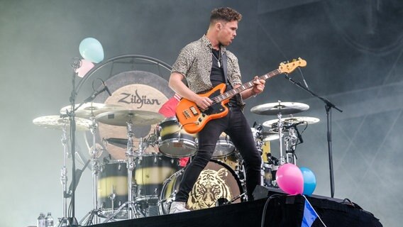 Die Band Royal Blood beim Hurricane Festival 2022 © NDR Foto: Benjamin Hüllenkremper