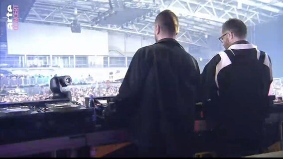 Artbat beim Fairground Festival 2023 © NDR Screenshot 