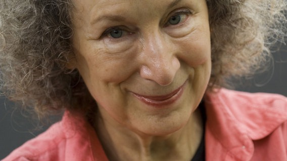 Die Schriftstellerin Margaret Atwood © dpa 