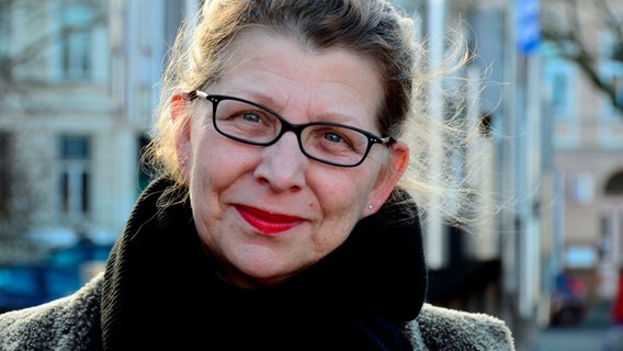 Johanna Schall im Porträt Johanna Schall im Porträt © Dorit Gätjen