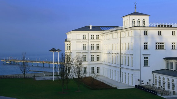 Das "Haus Mecklenburg" im Hotelkomplex des Grand Hotels  