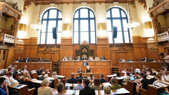 Eine Sitzung der Hamburgischen Bürgerschaft im Rathaus. © picture alliance/dpa Foto: Marcus Brandt