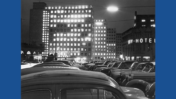 Der City-Hof bei Nacht, im Jahr 1959 © Herbert Wedemeyer 