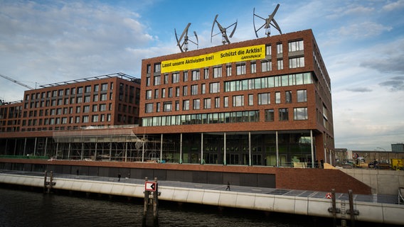Die Greenpeace-Zentrale in Hamburg. © dpa-Bildfunk Foto: Maja Hitij
