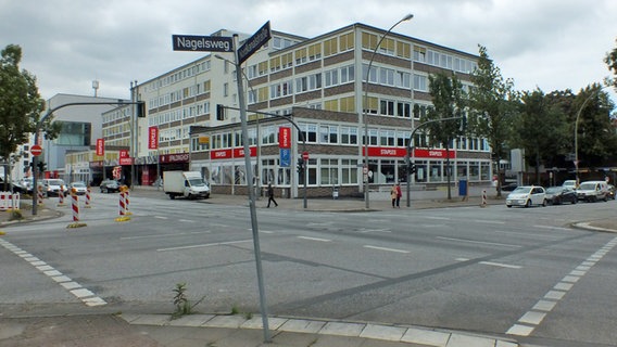 Das Bürohaus Staples an der Ecke Nagelsweg/ Nordkanalstraße  Foto: Marc-Oliver Rehrmann