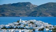 Blick auf das Dorf Plaka auf der griechischen Insel Milos. © IMAGO / imagebroker 