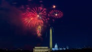 Feuerwerk am 4.Juli über Washington © picture alliance Foto: Yasin Ozturk