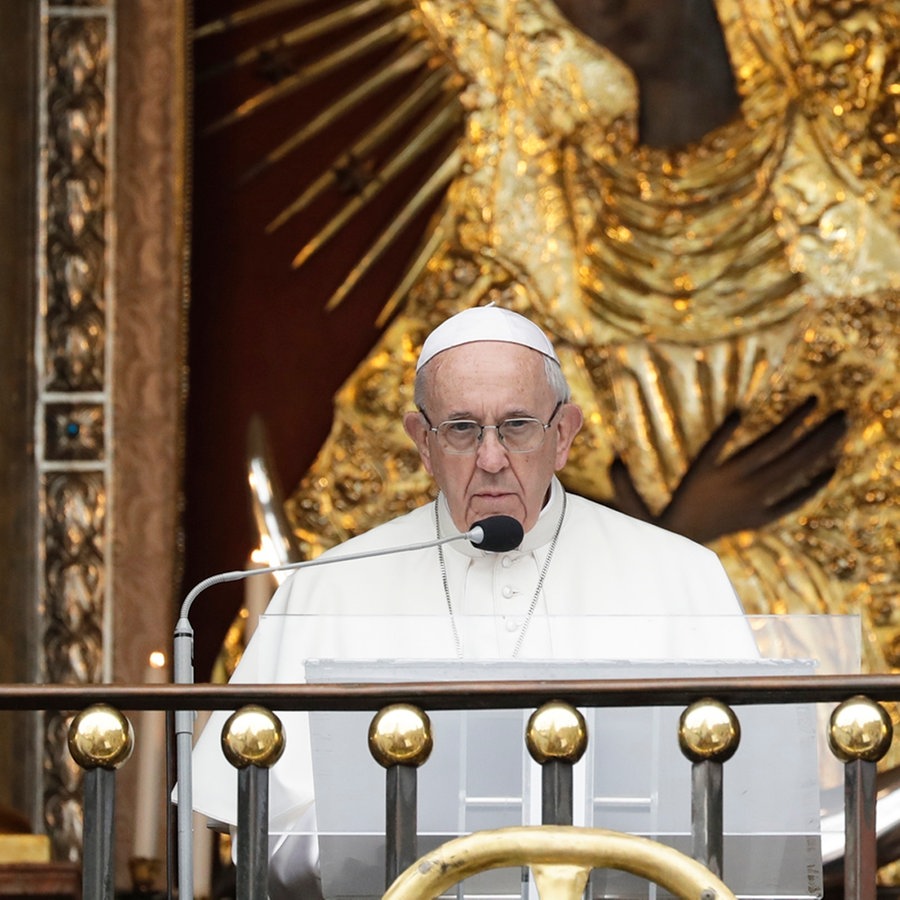 Papst Franziskus bei einem Besuch in Vilnius (2018) © picture alliance Foto: Andrew Medichini