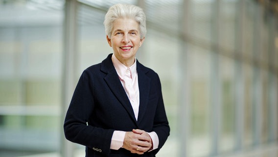 Marie-Agnes Strack-Zimmermann, Vorsitzende des Verteidigungsausschusses © privat 