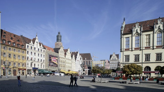 Platz in der Innenstadt Breslaus (Wroclaw), Polen © imago stock&people 