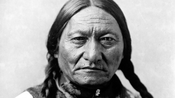 Sitting Bull auf einer Aufnahme um 1885. © dpa picture alliance Foto: akg-images