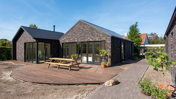 Ein Haus aus recycelten Steinen in Ulvenhout, Niederlande. © MMousse Future House 