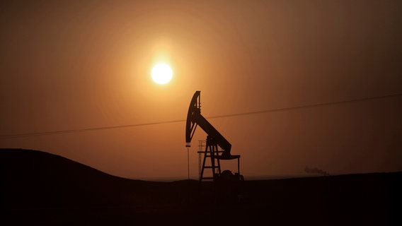Ölfeld nahe der irakischen Grenze © dpa Foto: Manu Brabo