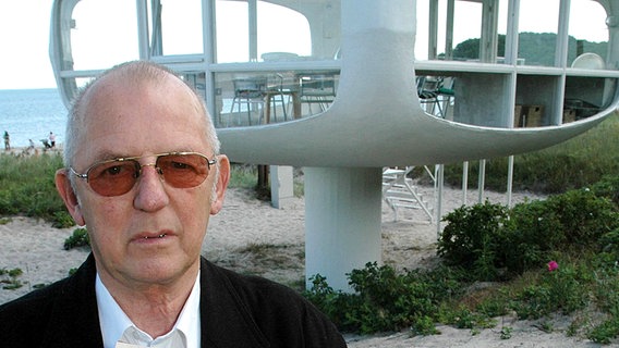Der Architekt Ulrich Müther (1934-2007) © dpa-Bildfunk Foto: Stefan Sauer
