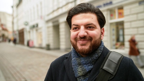 Muhamed Alahmed im Portrait. © NDR 
