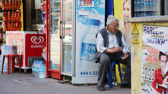 Kioskbesitzer in Antalya. © NDR 