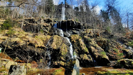 Der Romkehaller Wasserfall an der Okertalsperre © NDR Foto: Jutta Fricke