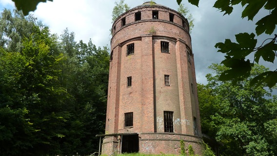 Der Wasserturm auf dem früheren Fabrikgelände von Alfred Nobel in Geesthacht © NDR.de Foto: Marc-Oliver Rehrmann