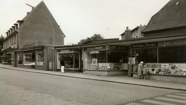 Ein altes Bild der Ladenzeile Berliner Straße. © Stadtarchiv Lauenburg