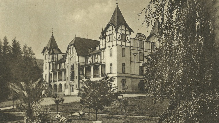 Schloss Schönow in Malente früher.