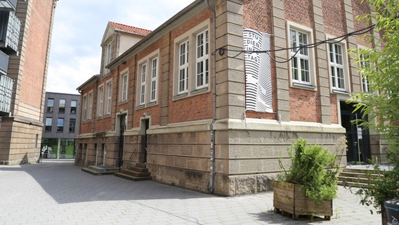 Gebäude Mensa Kesselhaus an der Muthesius Kunsthochschule in Kiel. © Studentenwerk Schleswig-Holstein Foto: Studentenwerk Schleswig-Holstein