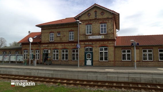 Der Bahnhof von Süderbrarup © NDR Foto: NDR Screenshot