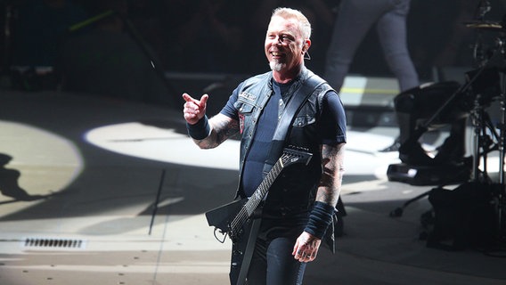 Metallica bei ihrem Konzert in Hamburg 2018 © NDR Foto: Mirko Hannemann