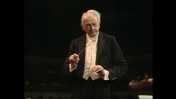 Screenshot: Dirigent Günter Wand in einer historischen Aufzeichnung © NDR Foto: Screenshot