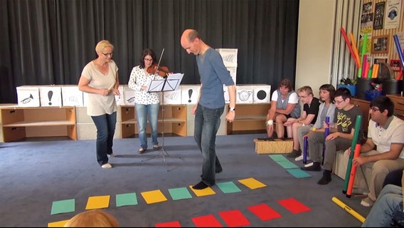 Eindrücke vom Projekt Ligeti inclusive! an der Ilmasi-Schule © NDR Radiophilharmonie 