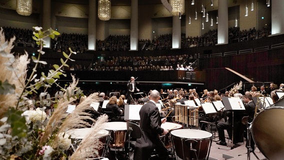Die NDR Radiophilharmonie spielt im Kuppelsaal in Hannover Beethoven © NDR Foto: Micha Neugebauer