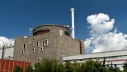Das ukranische Atomkraftwerk Saporischschja. © picture alliance / abaca | Smoliyenko Dmytro/Ukrinform/ABACA 